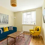 Bright Modern 1 Bedroom Flat, 5 Min To Vauxhall St